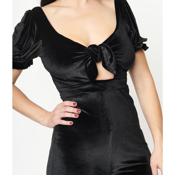 Blue Blush Black Velvet Front Tie Jumpsuit M NWT - Picture 5 of 5